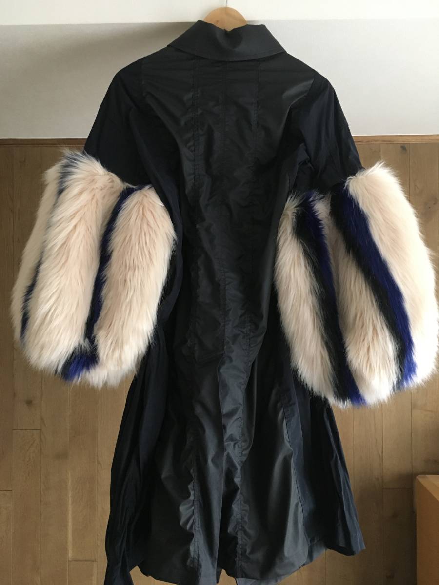 即決 極美品 TOGA PULLA トーガプルラ Polyester Taffeta Faux Fur Coat コート38TM_画像5