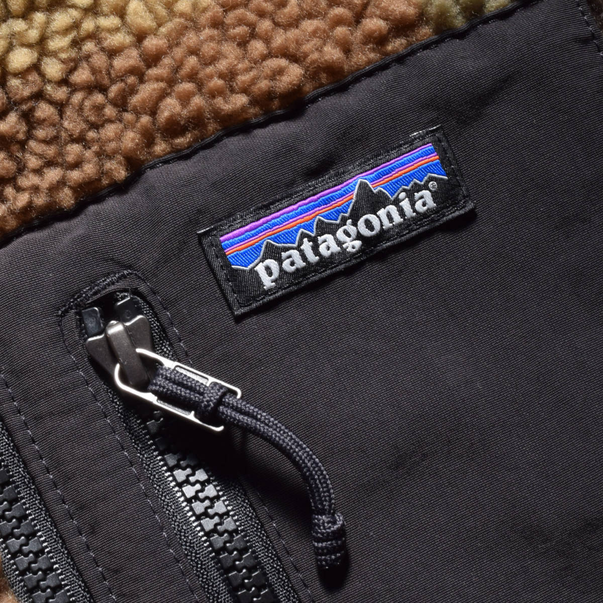 メンズSM パタゴニア レトロX ボンバージャケット 20年KSCT 迷彩 メンズSM パタゴニア レトロX ボンバージャケット 20年KSCT 迷彩