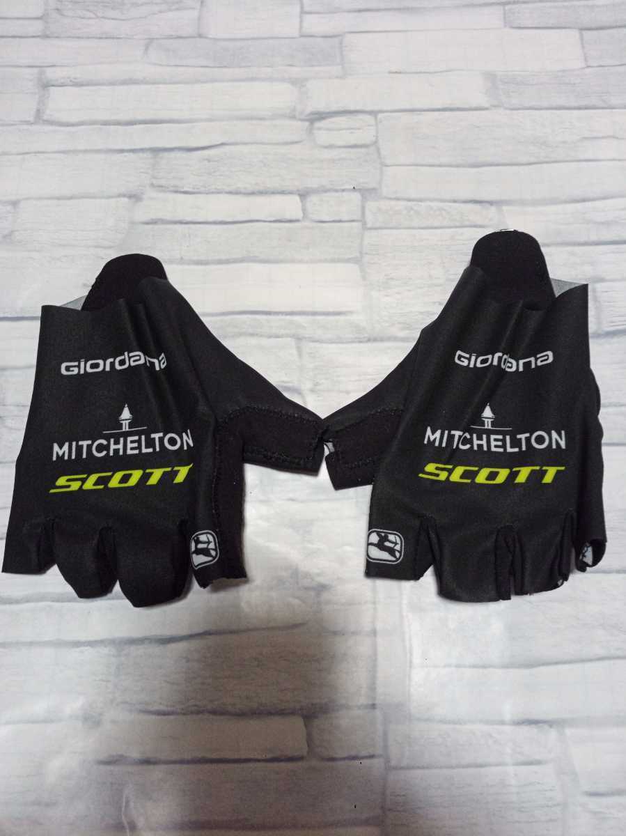 年末年始セール！　　支給品　ミッチェルトンスコット　グローブ　サイクルジャージ　ロードバイク　Mitchelton-SCOTT　手袋　自転車_画像1