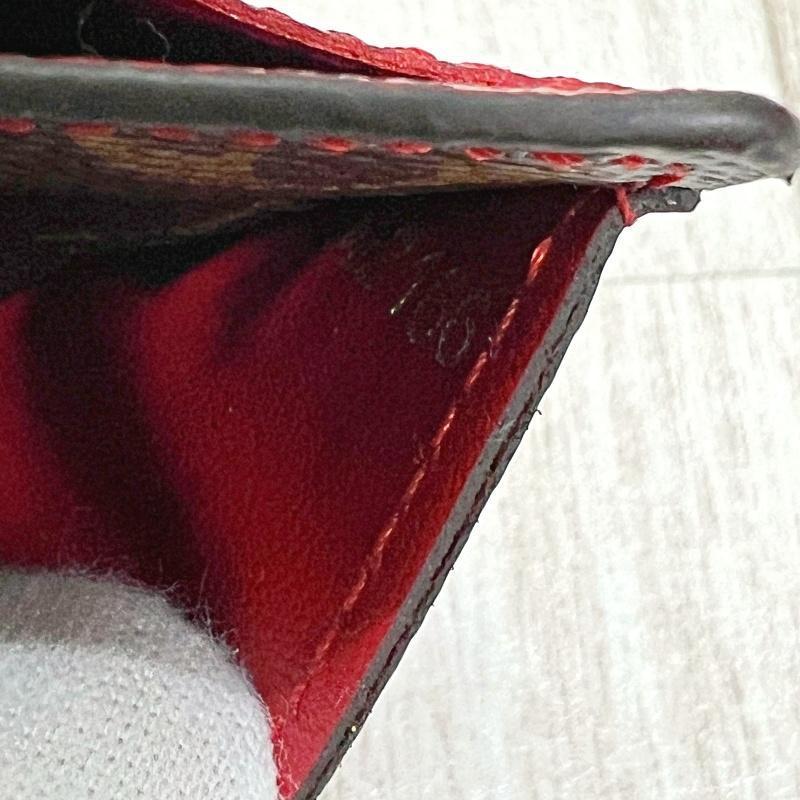 ルイヴィトン LOUIS VUITTON 二つ折り長財布 ポルトフォイユサラ