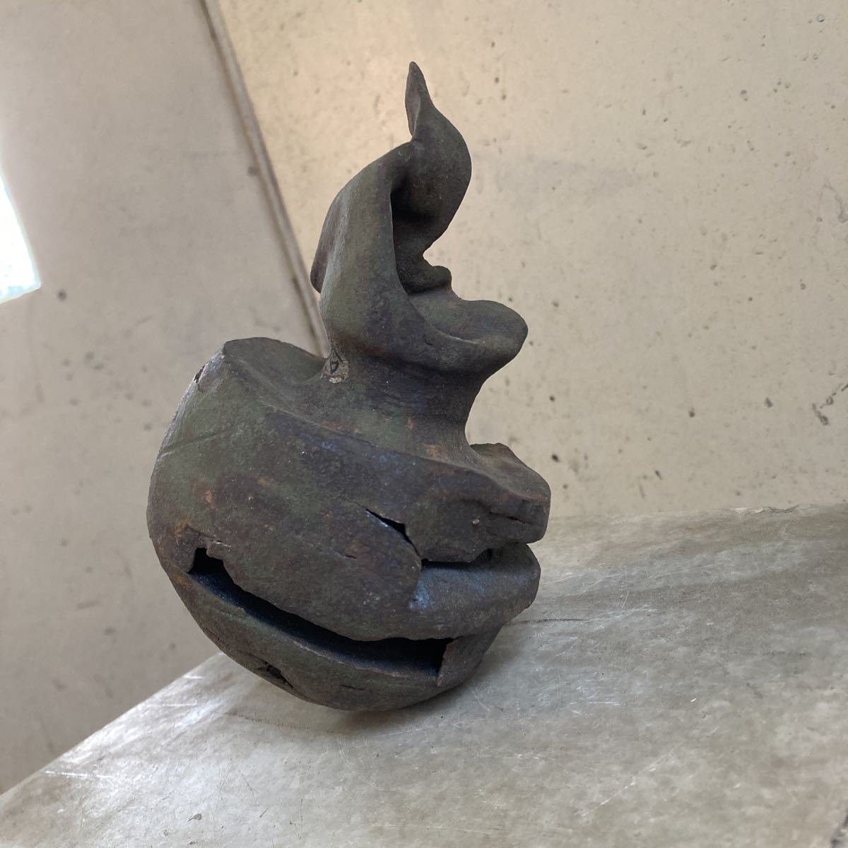 C Хасимото сейчас утро . произведение Hinotama. подобный форма . сделал было использовано произведение искусства искусство произведение керамика глиняные изделия конечный продукт редкий товар диаметр 11cm высота 17cm вес 860g. есть украшение 
