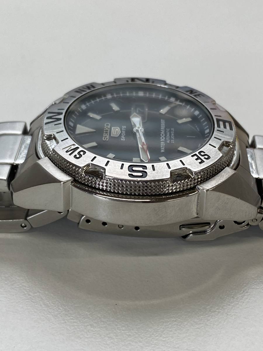 4131　480円～ 稼働品　SEIKO/セイコー　5SPORTS　7S36-02P0　黒文字盤　自動巻き　メンズ　腕時計　_画像3