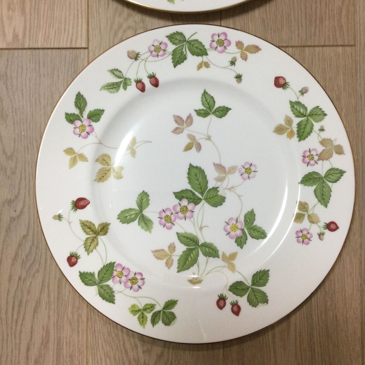 ウェッジウッド ワイルドストロベリー 27cm 4枚セット-