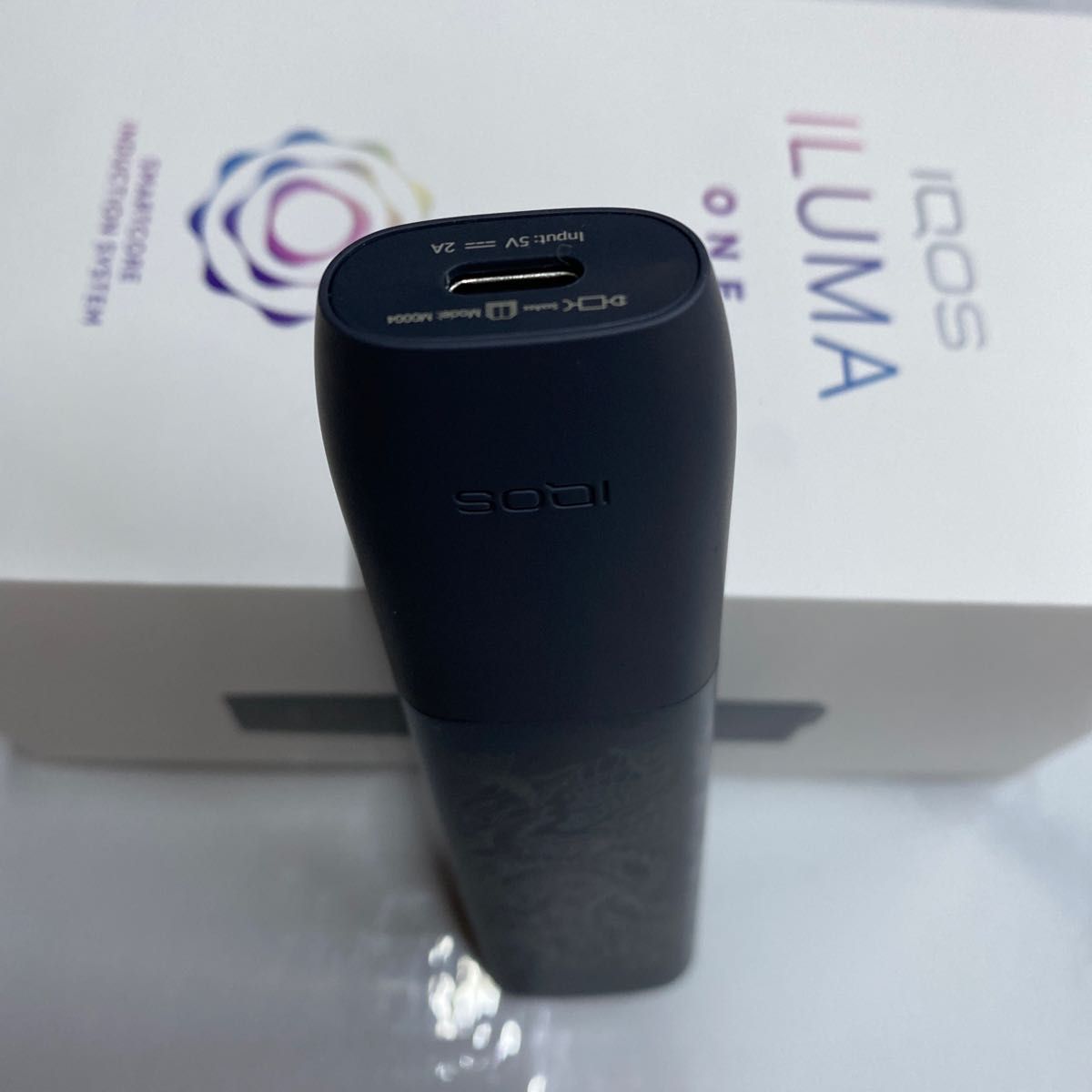 iQOS ILUMAONE イルマワン 加工 ライオン トライバル タトゥー 黒