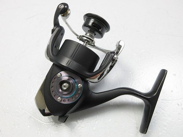 エギング DAIWA - ダイワ エメラルダス コロッサル 2508 RHWの通販 by