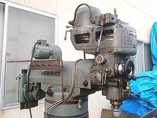 牧野フライス 立フライス盤 KJP 2S デジタルスケール付き 三相200V 動作良好 ■店舗引取りor自社便■ J4751_画像6