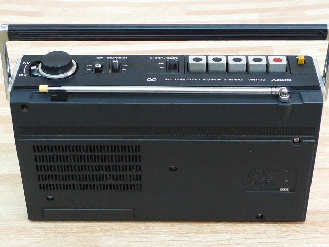 お気に入り】 SONY ソニー CF-1900 ラジカセ メンテナンス済み 2BAND