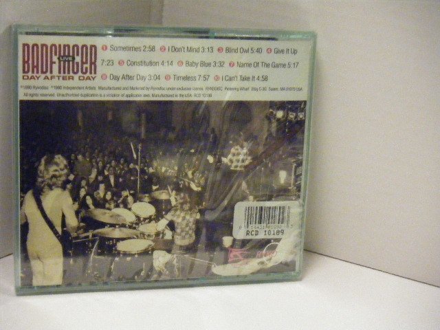 ▲CD BADFINGER バッドフィンガー / LIVE DAY AFTER DAY 輸入盤・未開封 RYKO RCD10189◇r50205_画像2