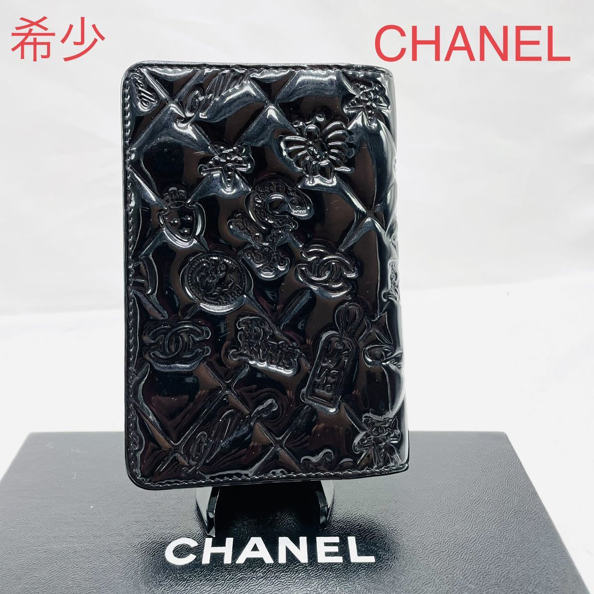 希少 CHANEL シャネル 手帳カバー アイコンライン パテントレザー-