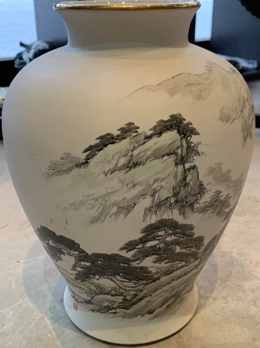 深川製磁 宮内庁御用達 金武自然作 中国墨絵山水画 美術品 陶器 花瓶 花びん 花器 和 おしゃれ 陶器 モダン USED 中古 札幌発の画像1