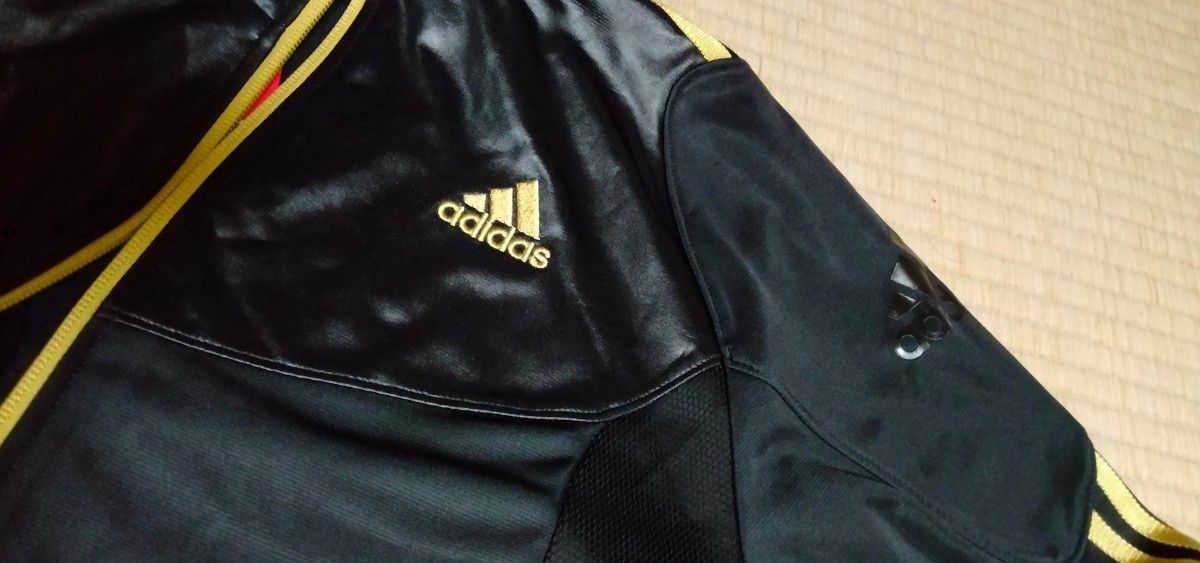 アディダス　ジャージ　M寸　黒×金　adidas　Climalite　タグ付き新品未使用品