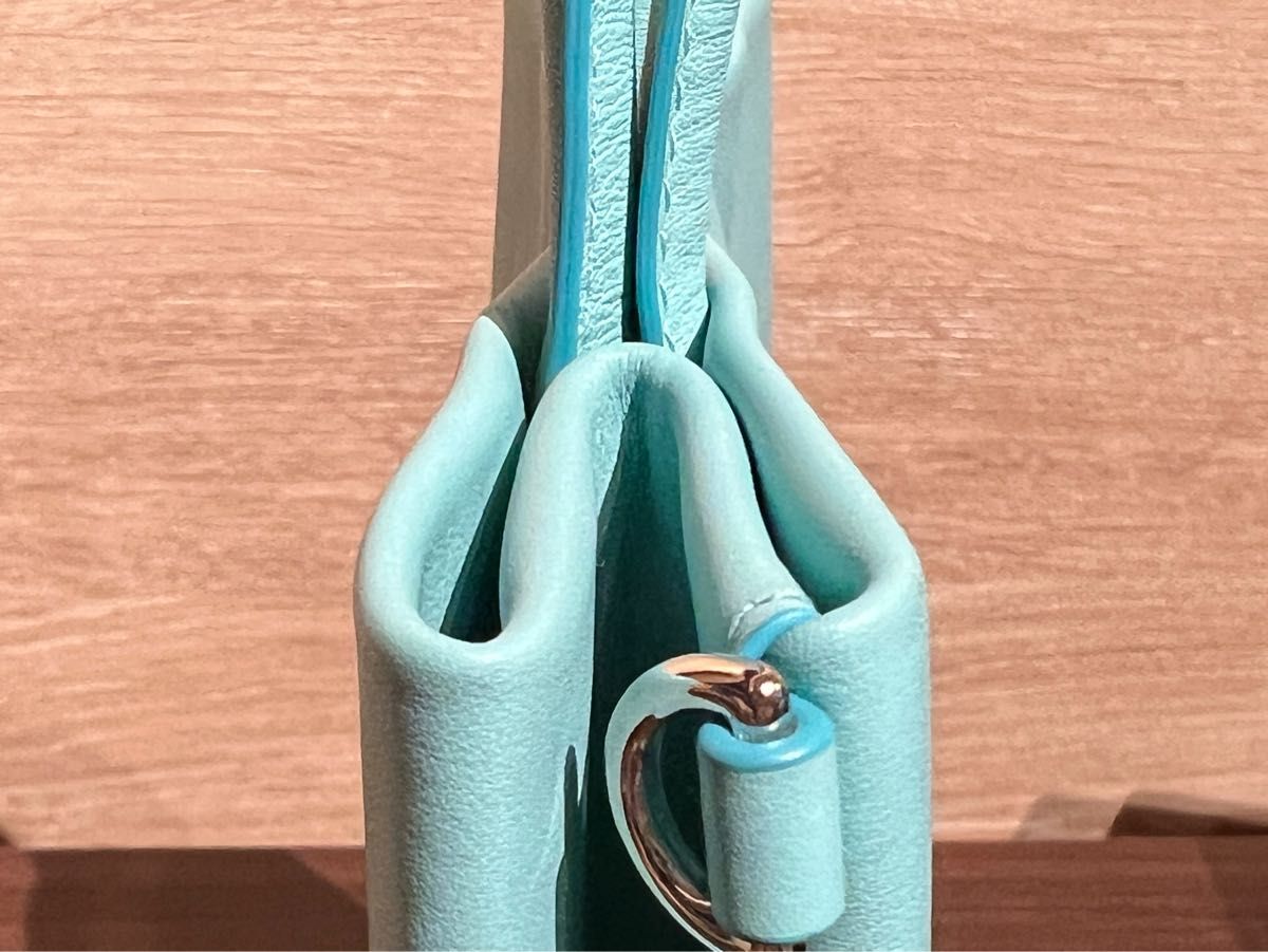 新品未使用　購入証明付♪ティファニーキャットストリート限定♪ スモール ショッピング トート　 完売品  TIFFANY&Co