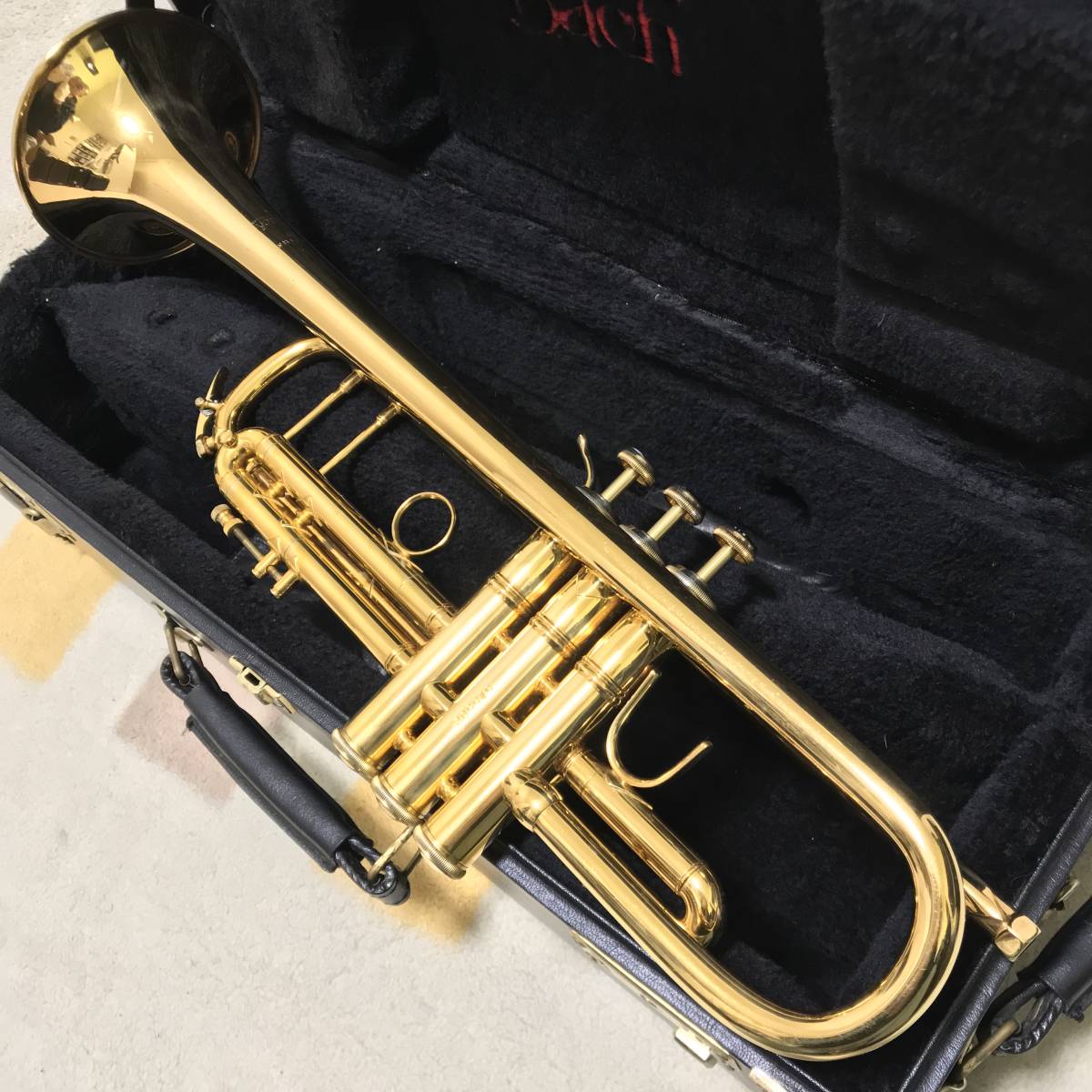 Bach Stradivarius Model 37 GP」金メッキ トランペット 「バック 180