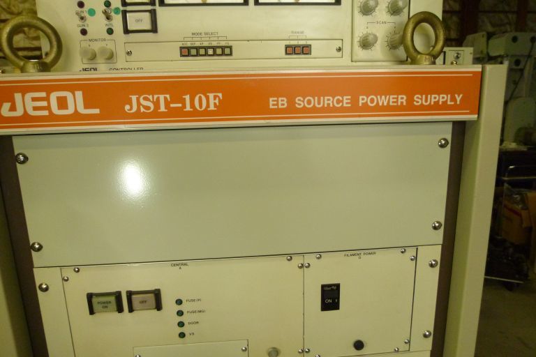 中古動作品 日本電子製 JEOL 電子銃電源 JST-10F 1GUN DEF基板付 操作盤 ケーブル類付 その1_画像8