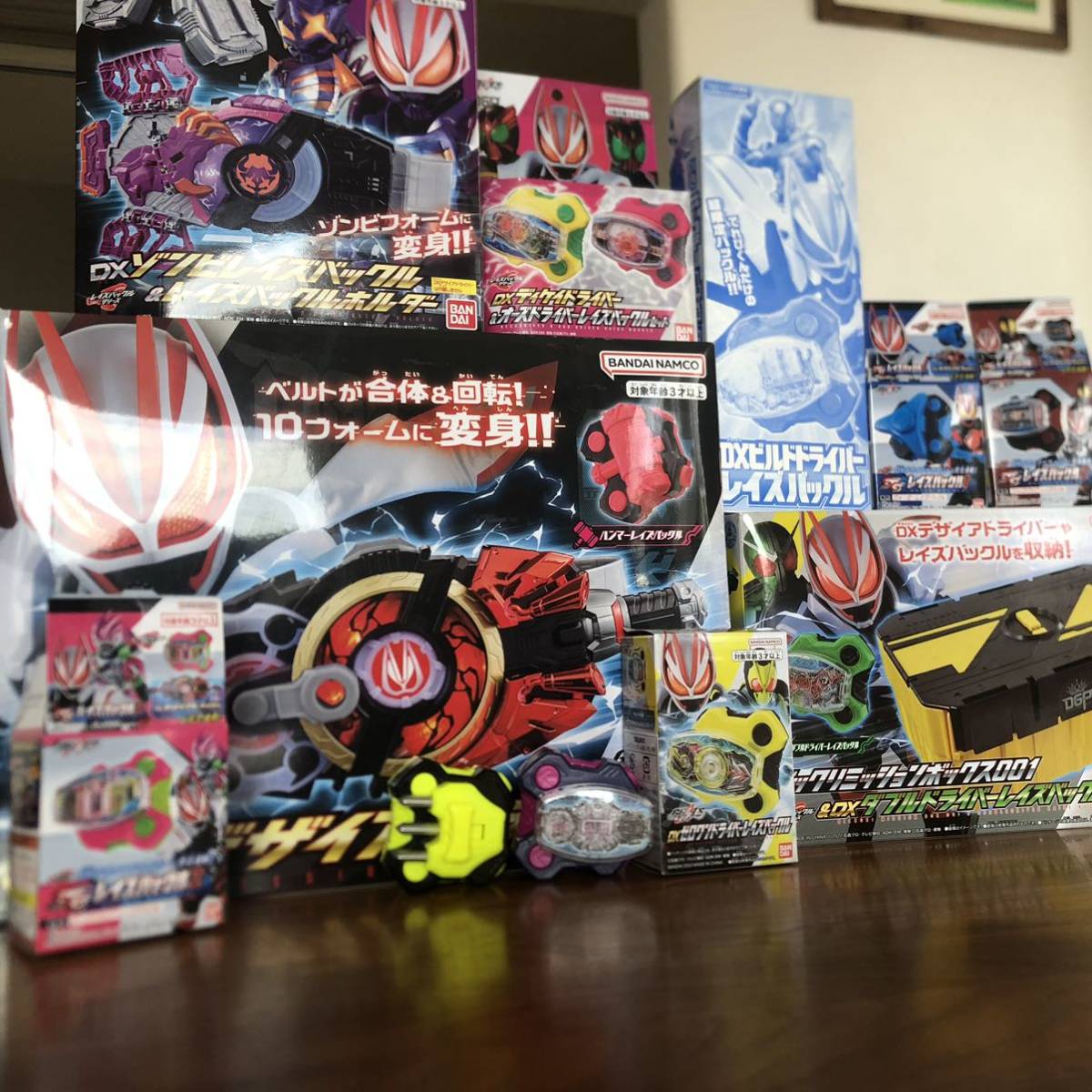 ヤフオク! - 仮面ライダーギーツ デザイアドライバー ゾンビレイズ