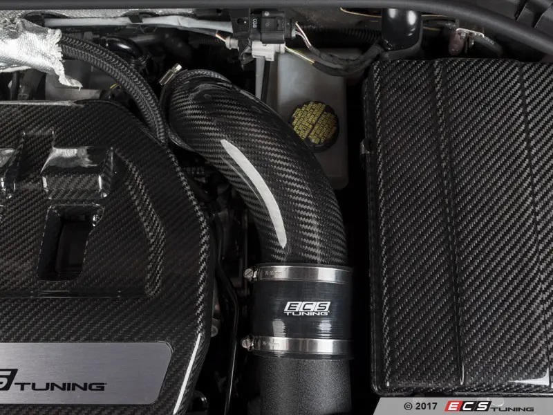 ◆◆ ECS Tuning製 カーボン ターボインレットパイプ Carbon Fiber Turbo Inlet Pipe VW ゴルフ7 GTI / 7R / Audi S3 用 ES3246035 ◆◆の画像4