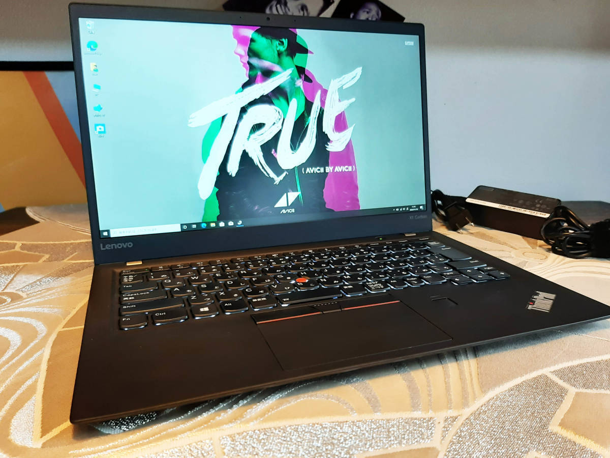 ThinkPad X1 Carbon i5 7200U 8G 256G シルバー-