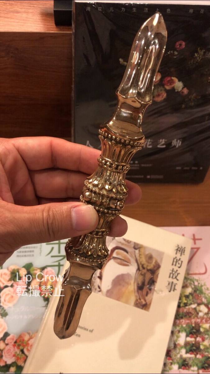 特売 真鍮製 独鈷杵 金剛杵 磨き仕上げ 23cm 四大明王 寺院用仏具 密教法具_画像1