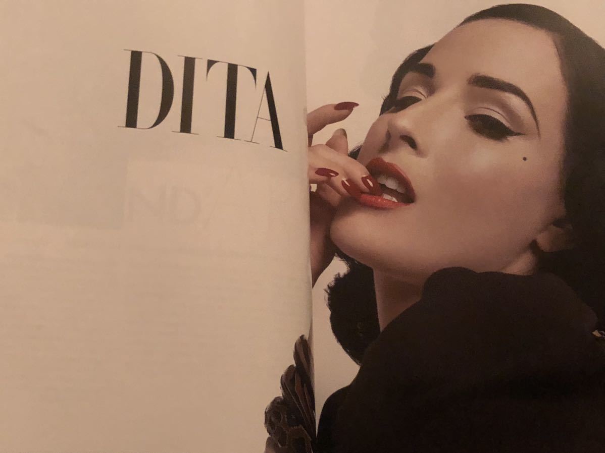 L`OFFICIEL HOMMES.14 DECEMBER.2008 Dita Von Teese.ディタ・フォン・ティース◇バーレスク - 外国語雑誌 L`OFFICIEL HOMMES.14 DECEMBER.2008 Dita Von Teese.ディタ・フォン・ティース◇バーレスク - 外国語雑誌