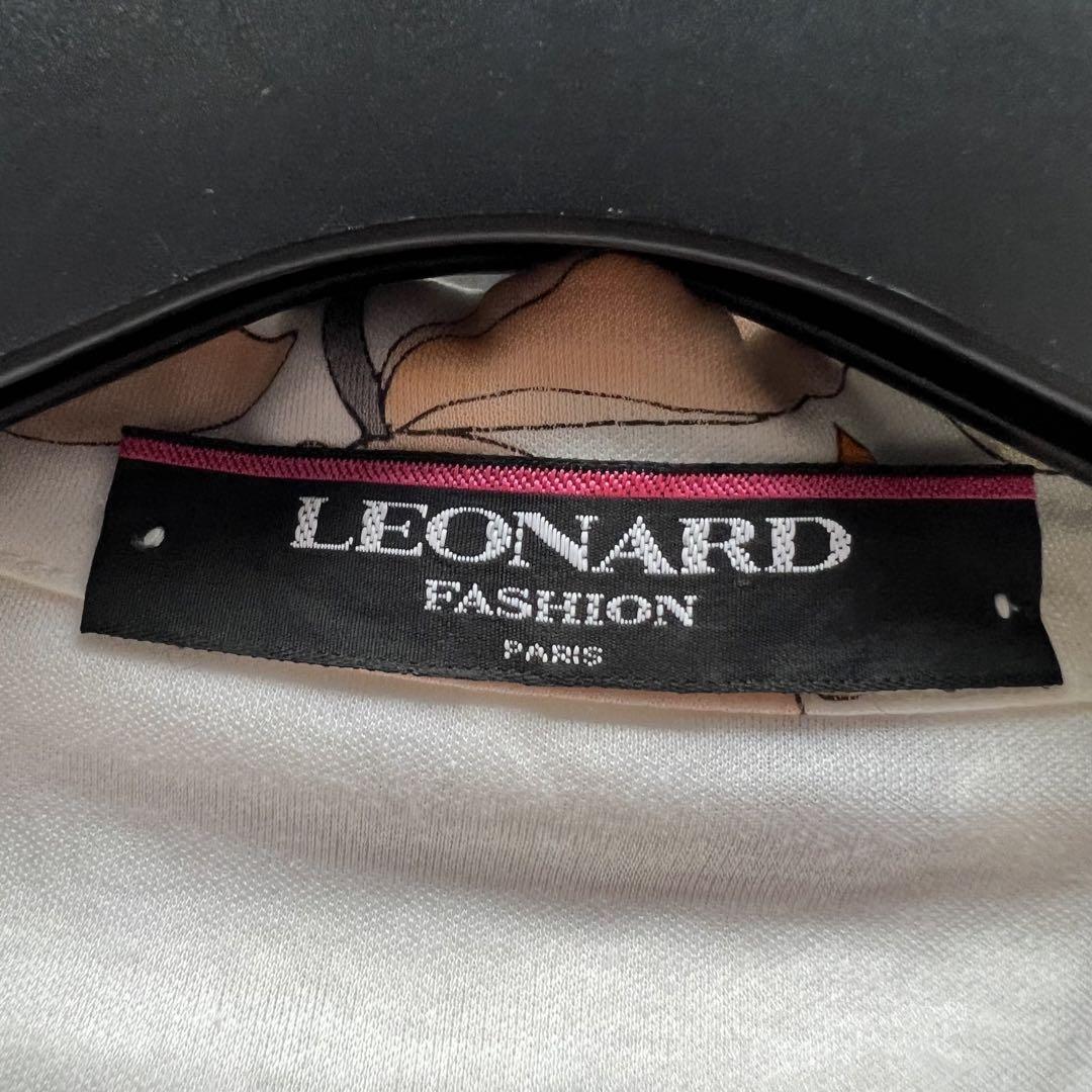 良品】LEONARD 総柄シャツワンピース 半袖 花柄 ホワイト 襟 M