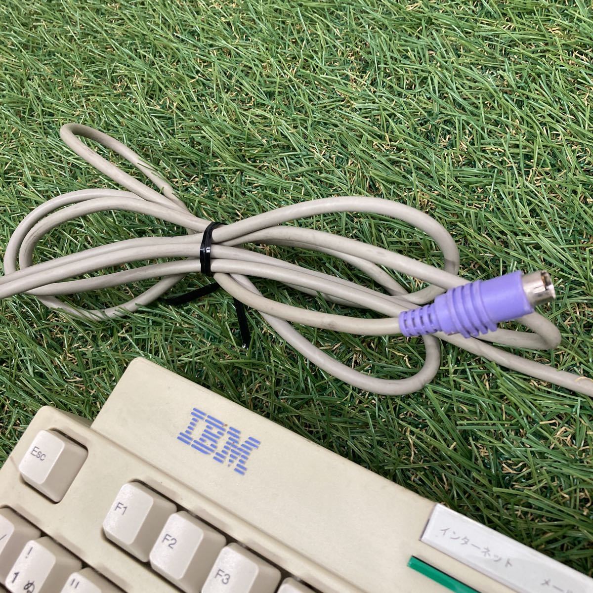 IBM PS/2端子 キーボード [KB-9930] アームレスト付き 未確認 中古 現状 売り切 領収書 1464_画像4