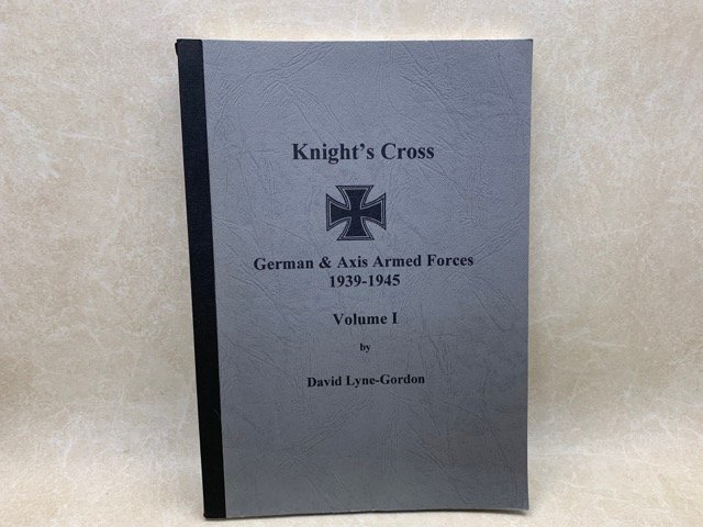 驚きの安さ Vol.1 1939-1945 鉄十字授与者リスト 洋書 ナチス CGE858 ドイツ 戦記、ミリタリー