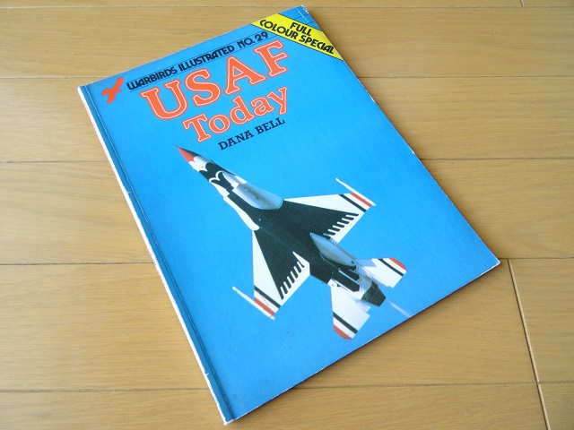 洋書◆アメリカ空軍写真集 本 No.29 米軍 飛行機 軍用機 戦闘機_画像1