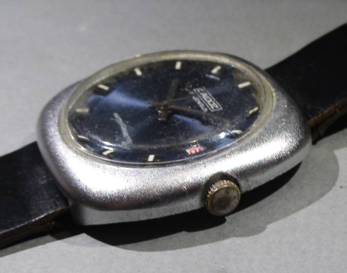 ☆　ビンテージ 紳士用腕時計 CAIDOZ 日付 スイス ６０年代_画像3
