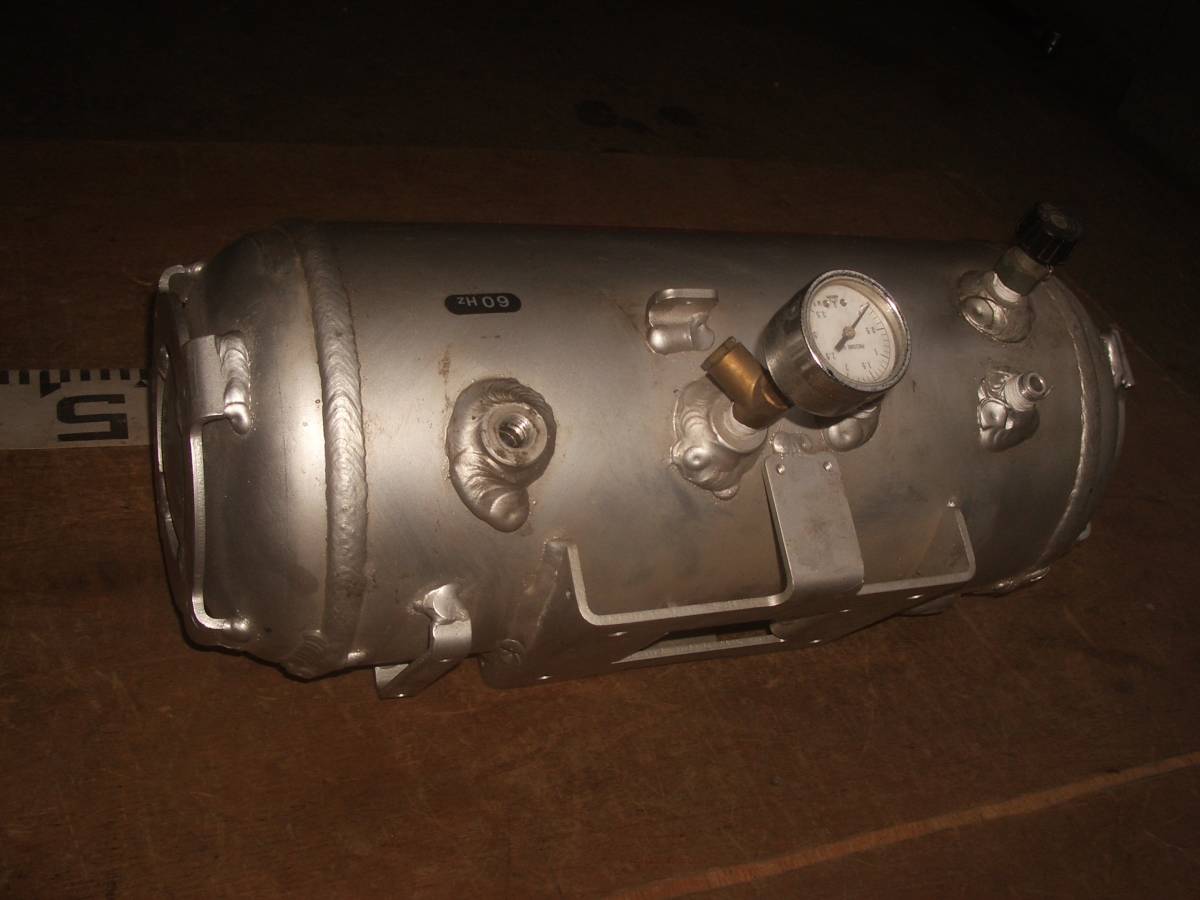 リョービ エアコンプレッサー ACP-950H タンクの画像2