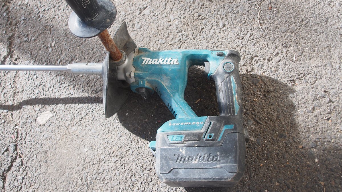 【2】 makita マキタ 充電式カクハン機 UT130D 18V ジャンク
