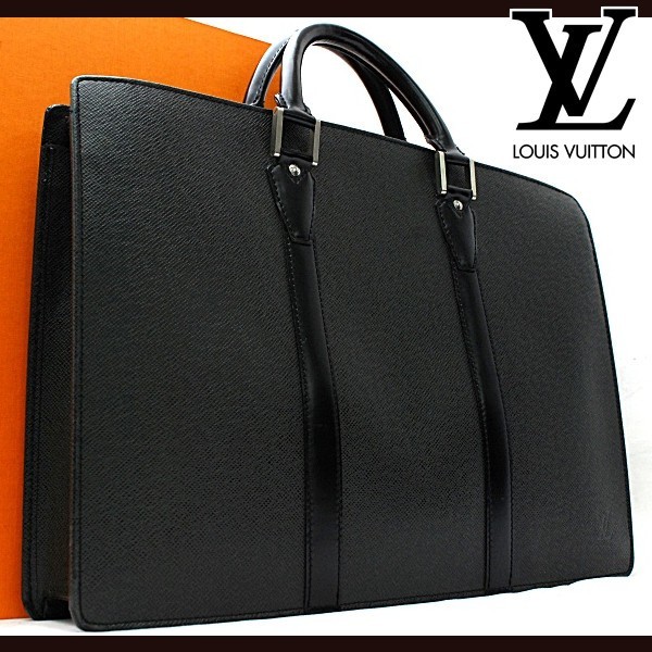 しました ☆極美品☆ ルイヴィトン LouisVuitton タイガ ポルトドキュ