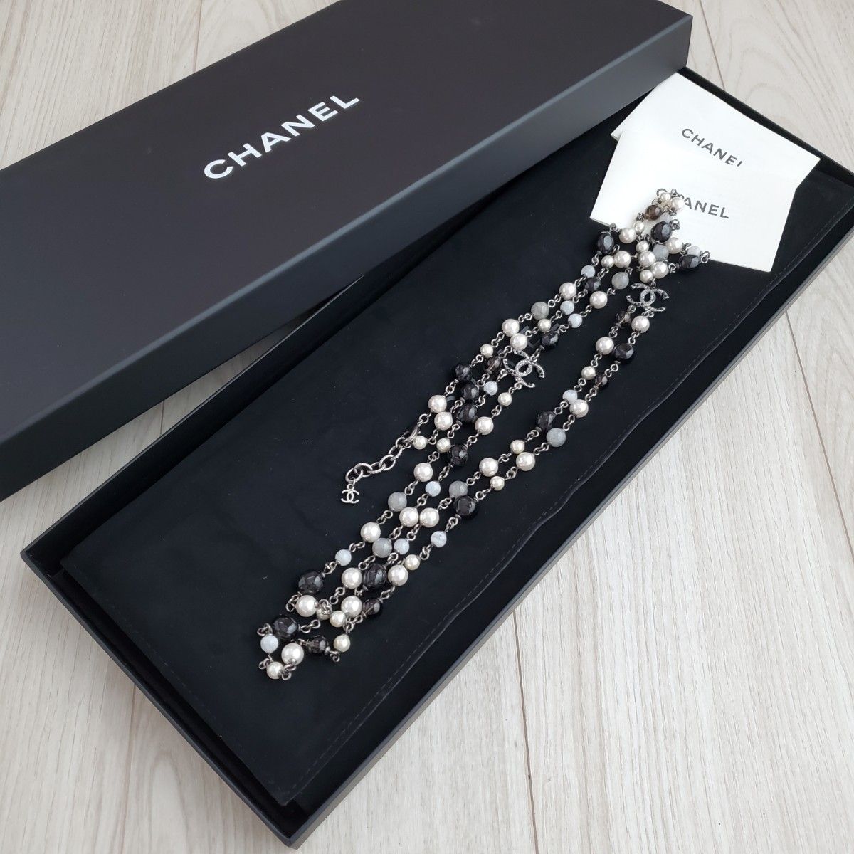 シャネル ロングパールネックレス A15K CCマーク コスチューム シャネル ロングパールネックレス A15K CCマーク コスチューム