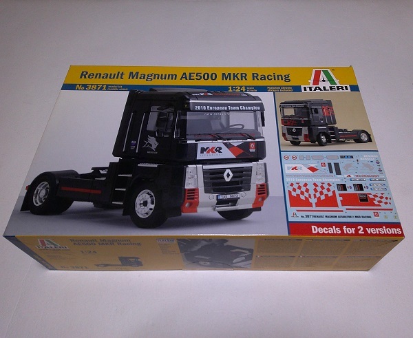 イタレリ 1/24 ルノー マグナム AE500 MKR レーシング トラック Renault Maguum AE500 MKR Racing truck ITALERI 3871