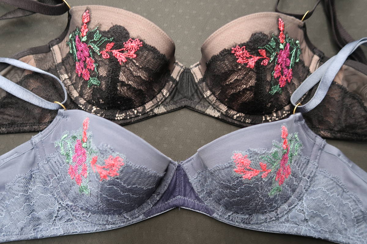 82 D65 トリンプ ブラジャー まとめて お買い得 4枚セット ESSENCE by