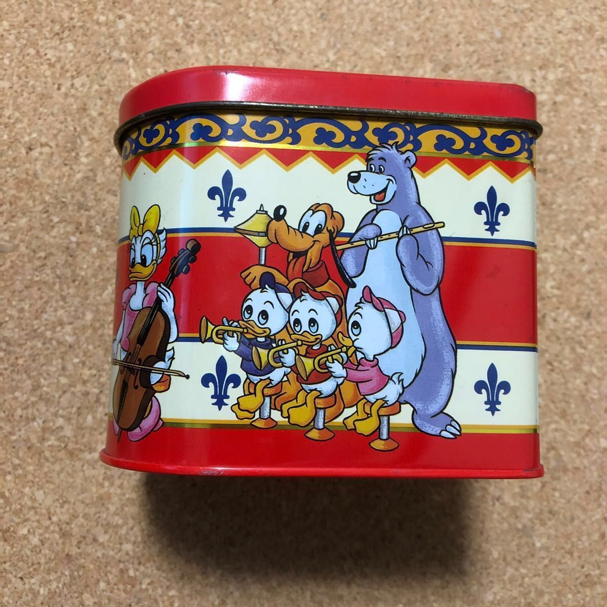 東京ディズニーランド レトロクッキー缶|Yahoo!フリマ(旧 東京ディズニーランド レトロクッキー缶|Yahoo!フリマ(旧
