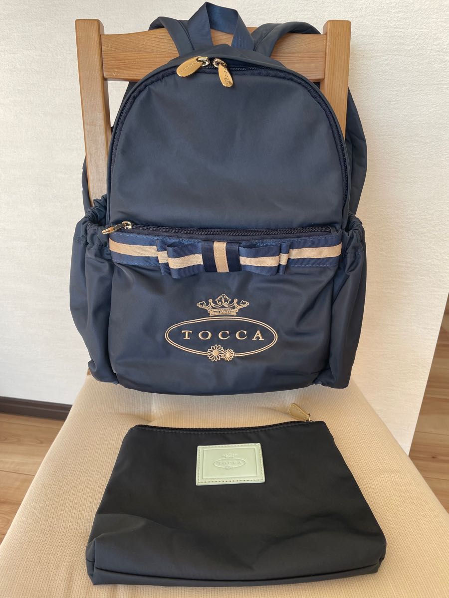 TOCCA エンブロイダリーロゴマザーズバックパック ネイビー リュックサック リボン ポーチ付 マザーズバッグ トッカバンビーニ