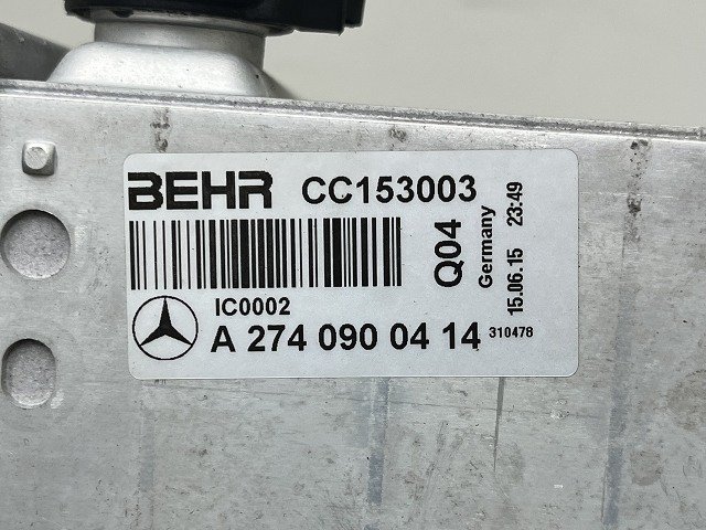 ★ ベンツ C200 W205 Cクラス 2016年 205042C インタークーラー A2740900414 (在庫No:A34786) (7320)_画像5