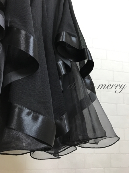 送料無料 【MERRY】豪華 社交ダンス スカート 1185 黒 サテン