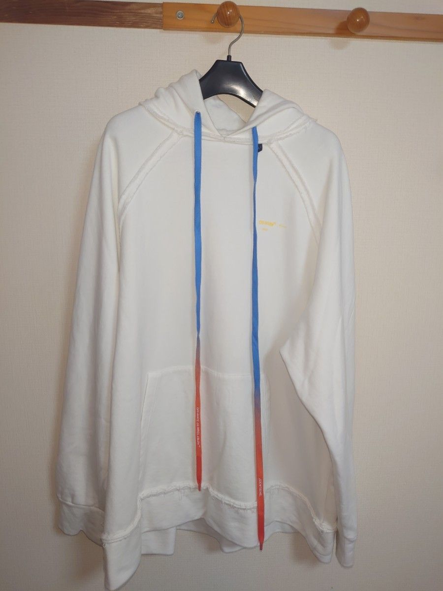 非売品】Off White オフホワイト パーカー STAFF UNIFORM 女性が喜ぶ