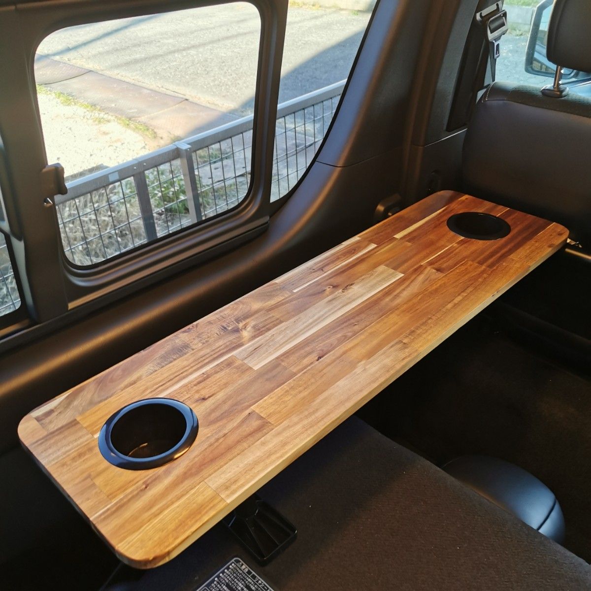 ハイエース セカンドシートテーブル 車中泊 キャンプ|PayPayフリマ