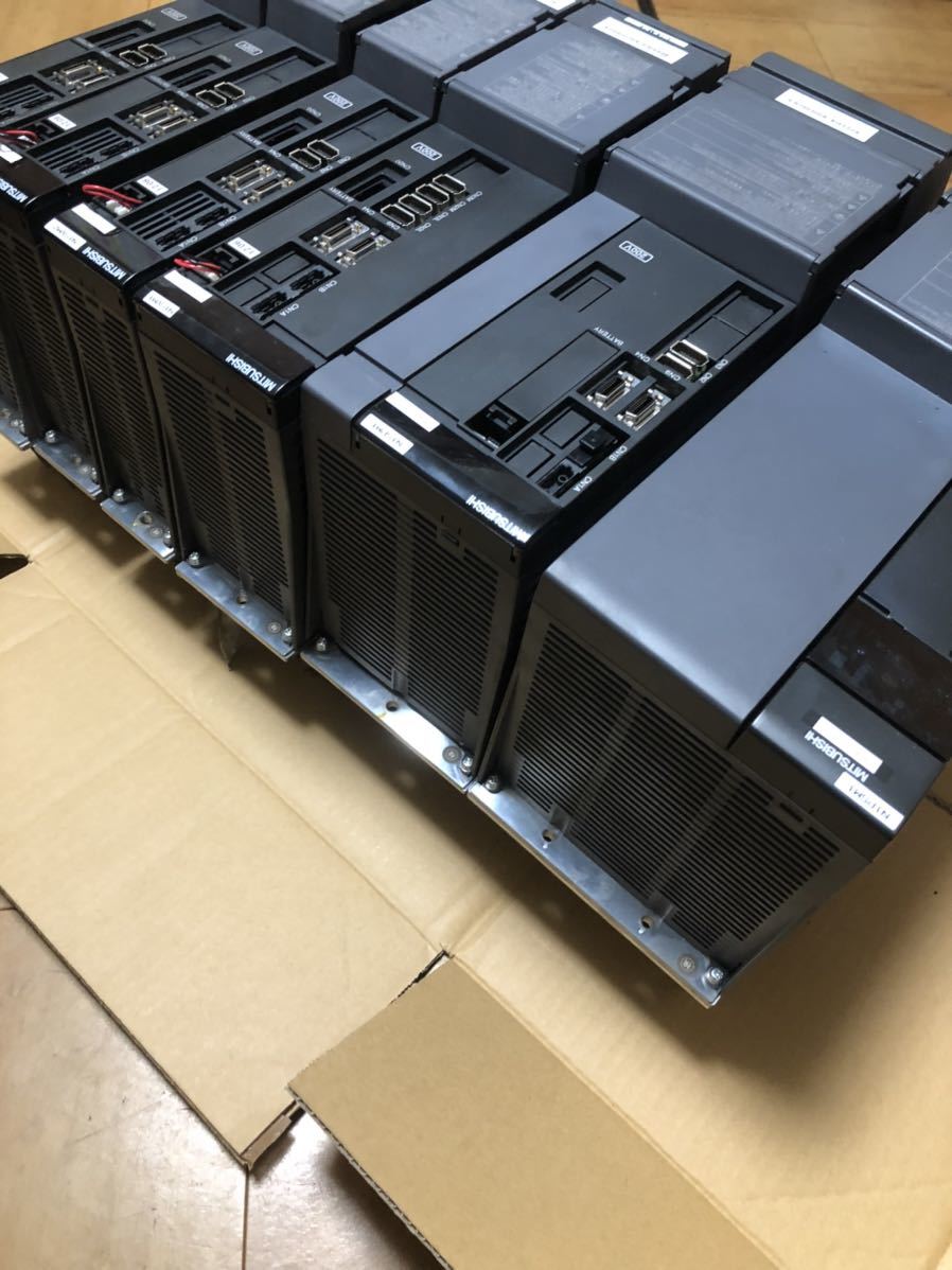 未確認」MITSUBISHI三菱サーボドライブユニットMDS-D-CV-370/MDS 未確認」MITSUBISHI三菱サーボドライブユニットMDS-D-CV-370/MDS