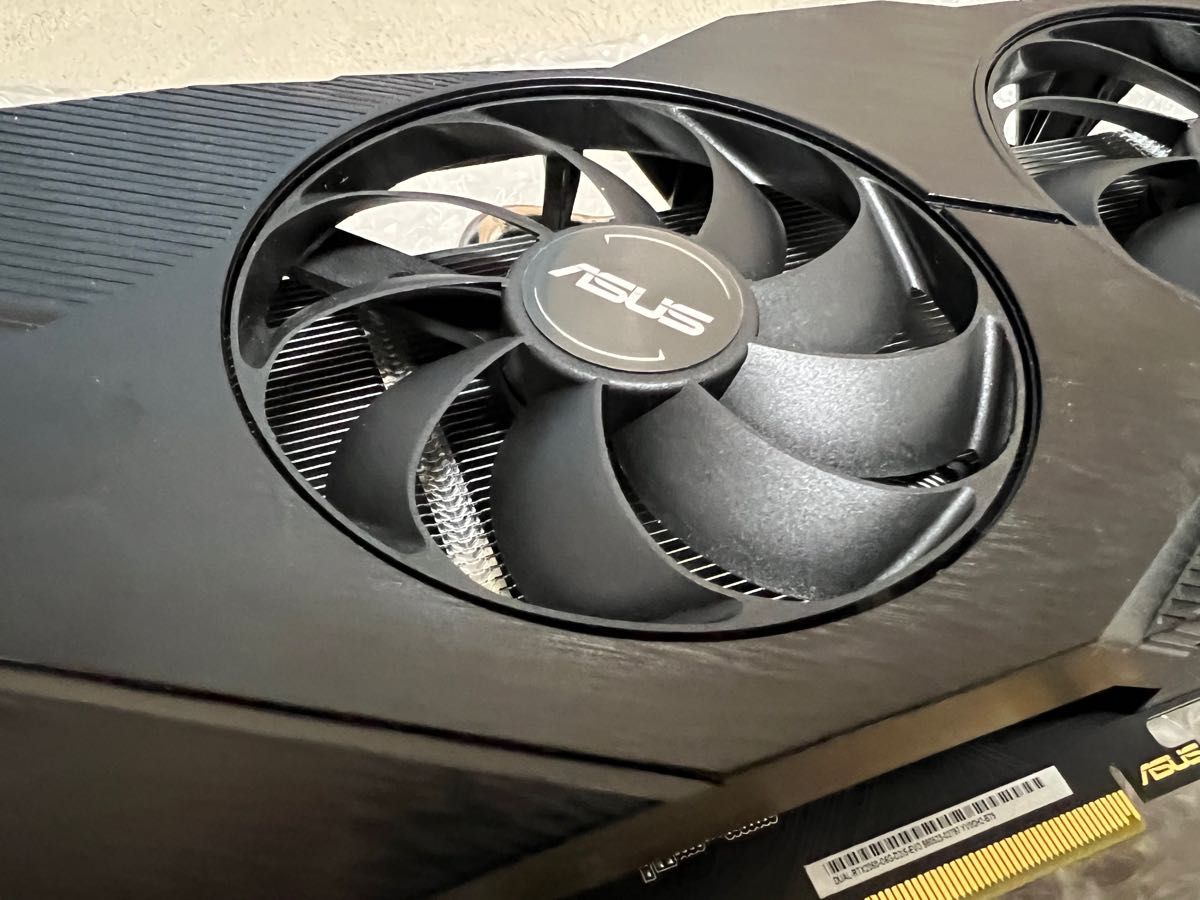 新品同様 GeForce RTX 2060 動作確認済み ASUS グラボ|Yahoo 新品同様 GeForce RTX 2060 動作確認済み ASUS グラボ|Yahoo