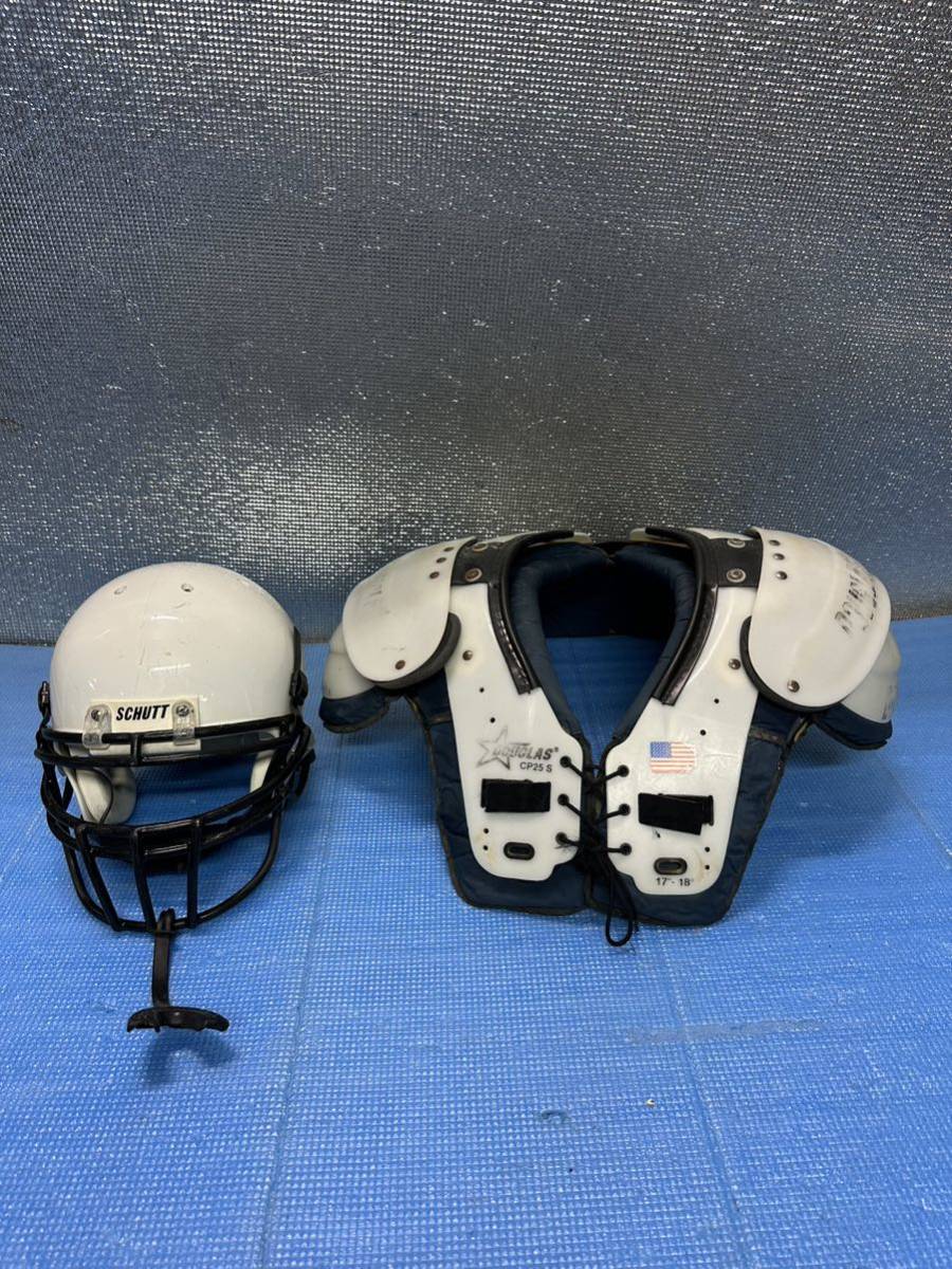 販サイト ダグラス アメフトショルダーパッド アメフト防具 スポーツ