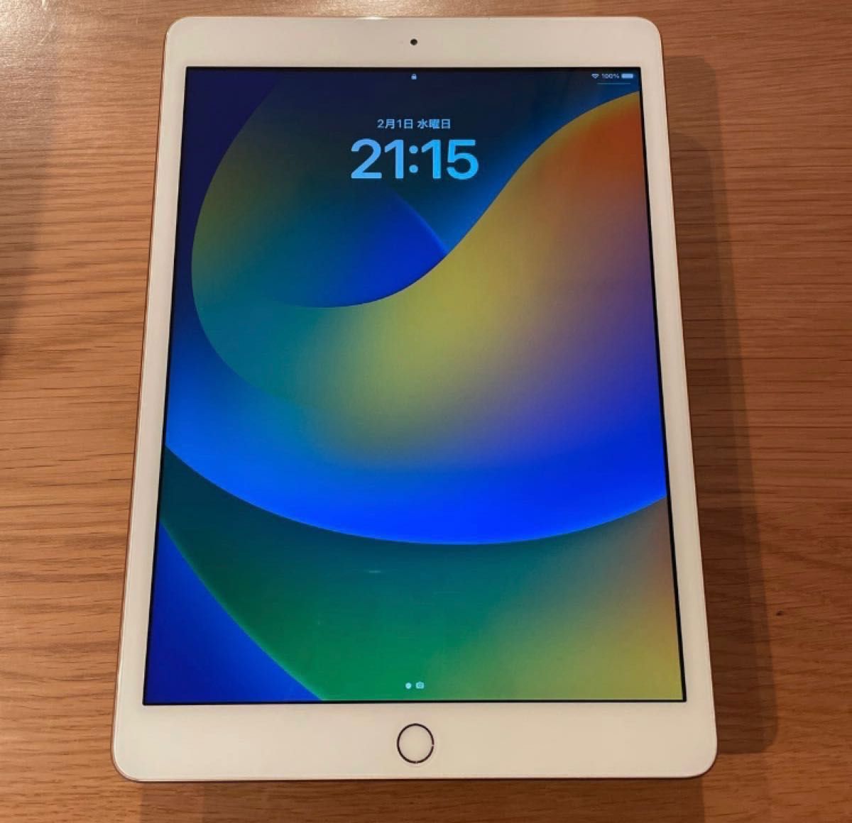 美品 iPad 第7世代 32GB wifiモデル-