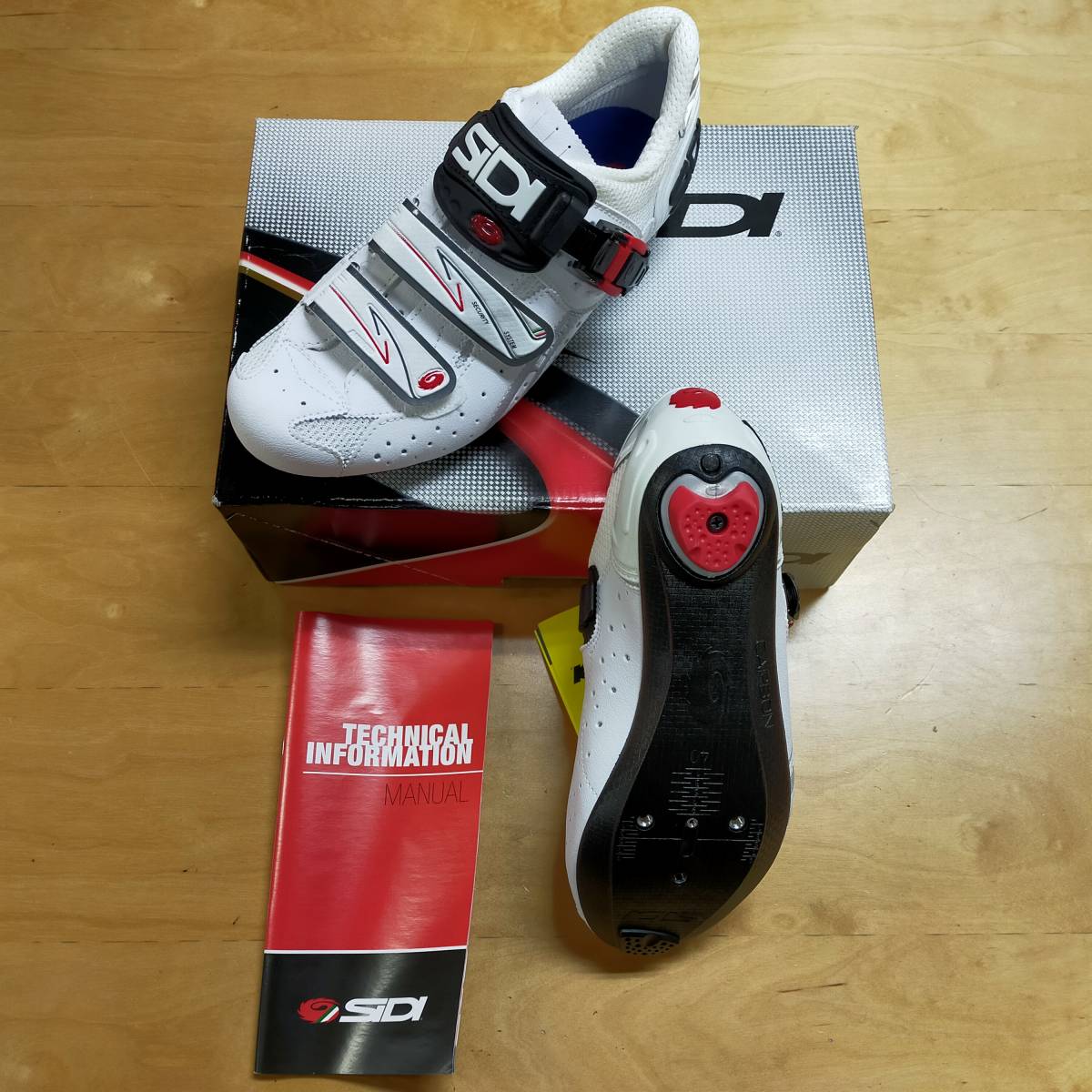 サイズ40 SIDI GENIUS 5 CARBON WHITE WHITE ホワイト/ホワイト サイズ40 SIDI GENIUS 5 CARBON WHITE WHITE ホワイト/ホワイト