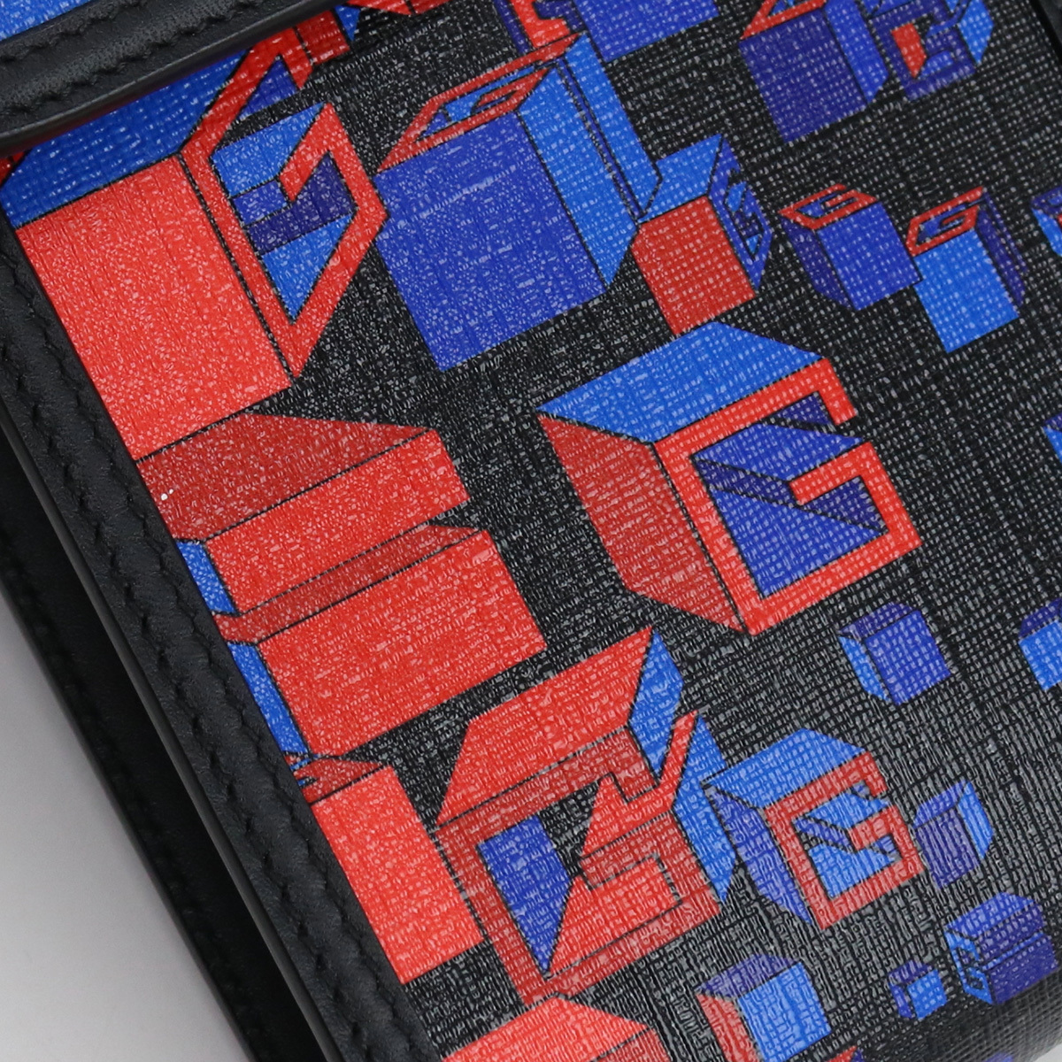 新品 GUCCI グッチグラフィックスクエアGスペース スマホショルダー