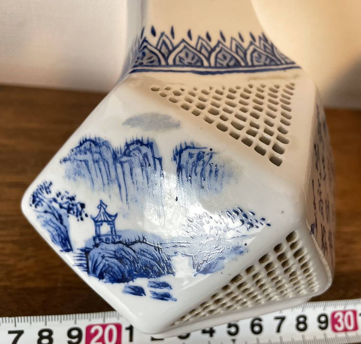 中国美術 景徳鎮製大皿 青花唐草紋【中国景徳鎮 一九五五年製】染付 唐