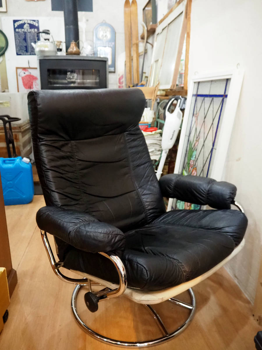 * France Bed leather reclining chair black × chrome retro Future Space Age ko ruby je Vintage *