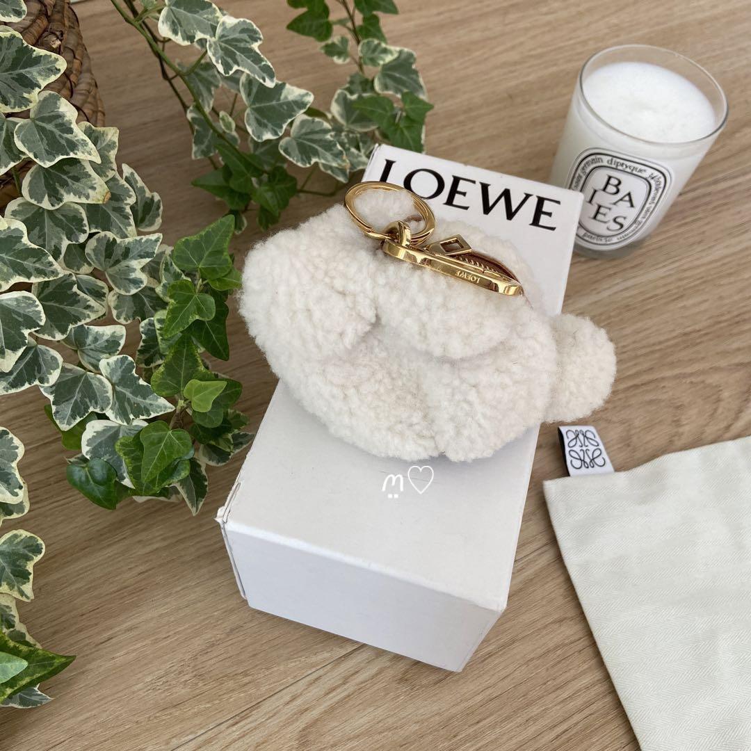 送料無料 LOEWE ロエベ バニーチャーム キーホルダー キーリング 送料無料 LOEWE ロエベ バニーチャーム キーホルダー キーリング