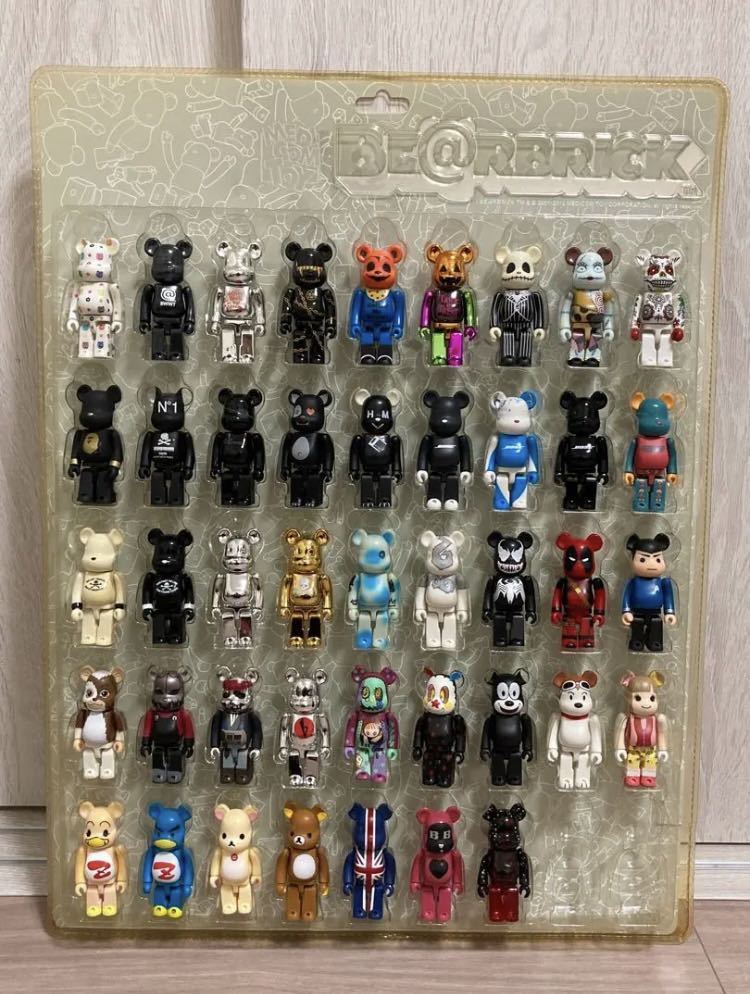 特価NEW】 ヤフオク! - 京焼・清水焼 置物 わんぱく(兜・敷物付) 入